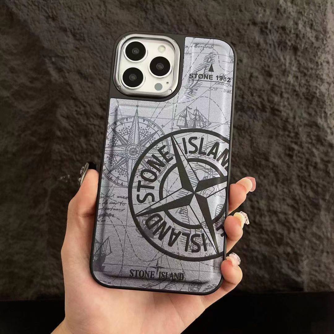 قاب گوشی  Stone Island آیفون